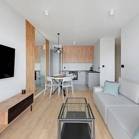 Grand - Bastion Walowa Modern Apartment